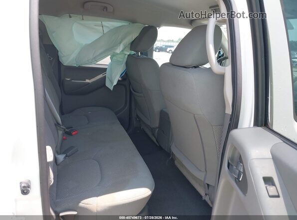 1N6ED0EB2MN703965 2021 NISSAN FRONTIER White VIN կոդի պիտակի տեսք