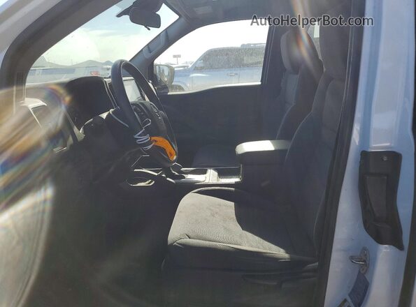 1N6ED1CL0SN633719 2025 NISSAN FRONTIER White Вид салону спереду