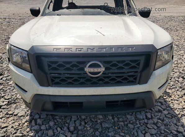 1N6ED1CL2NN657699 2022 NISSAN FRONTIER White Widok wnętrza z tyłu