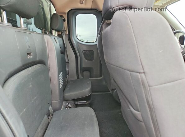 1N6ED1CL2RN652573 2024 NISSAN FRONTIER White Vista de los asientos traseros
