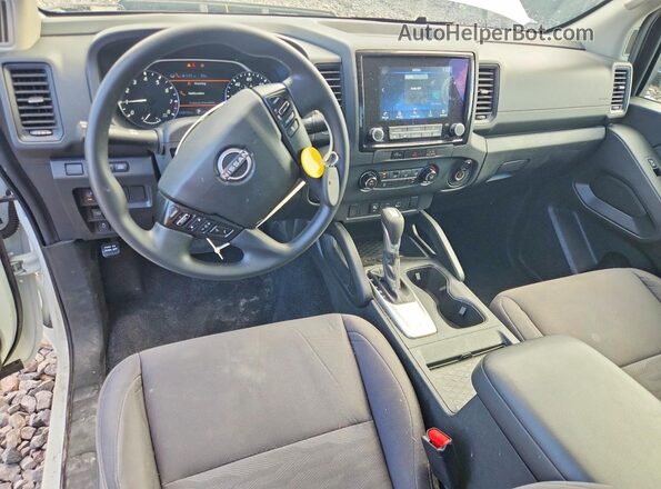 1N6ED1CL3RN632011 2024 NISSAN FRONTIER Белый Вид панели приборов