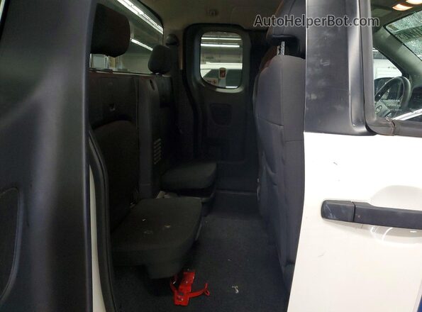 1N6ED1CL3RN652193 2024 NISSAN FRONTIER White Widok tylnych siedzeń