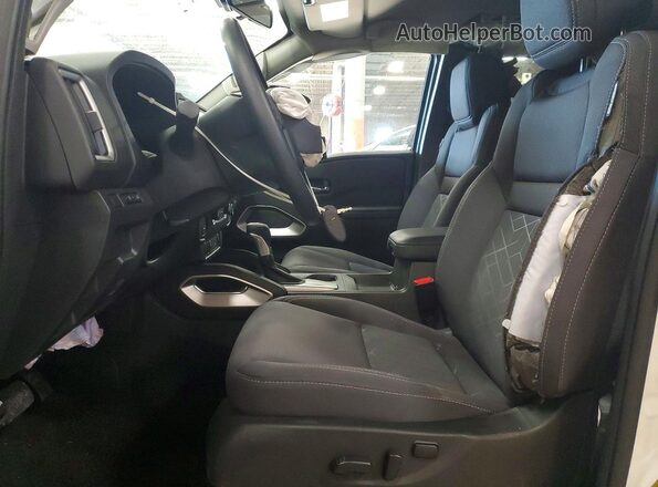 1N6ED1CL4SN603011 2024 NISSAN FRONTIER Белый Вид салона спереди
