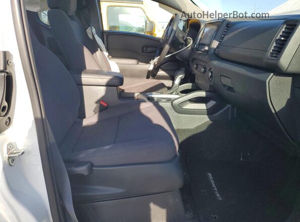 1N6ED1CL6NN671931 2022 NISSAN FRONTIER White Սալոնի դիմացի տեսք
