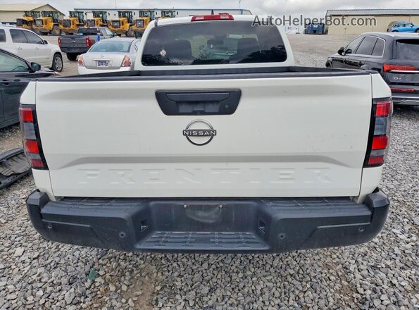 1N6ED1CL9RN630862 2024 NISSAN FRONTIER White Rear view