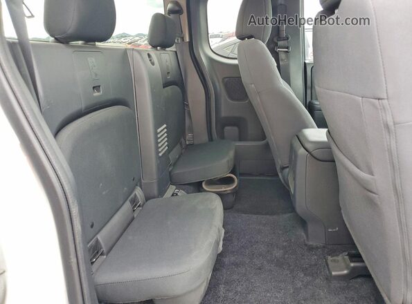1N6ED1CL9RN630862 2024 NISSAN FRONTIER White Rear seats view