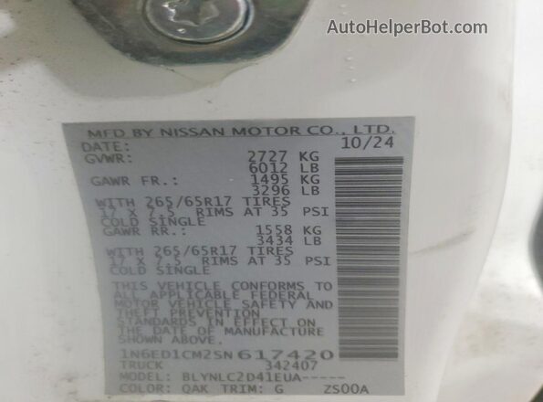 1N6ED1CM2SN617420 2025 NISSAN FRONTIER White Widok naklejki z numerem VIN