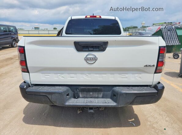 1N6ED1CM3RN673215 2024 NISSAN FRONTIER Белый Вид сзади