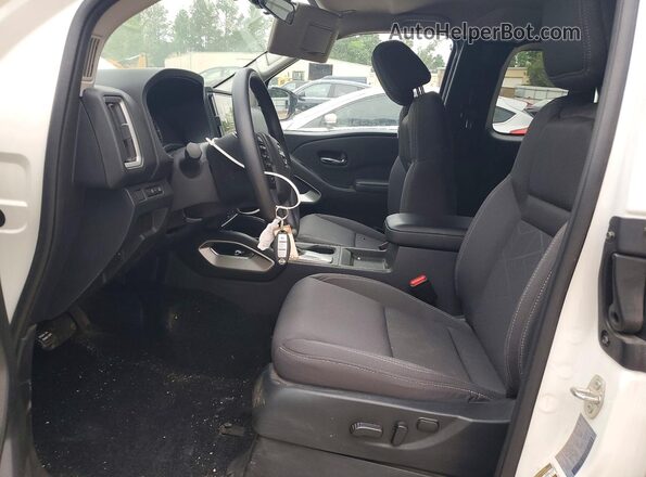 1N6ED1CM3SN606183 2025 NISSAN FRONTIER White Вид салону спереду