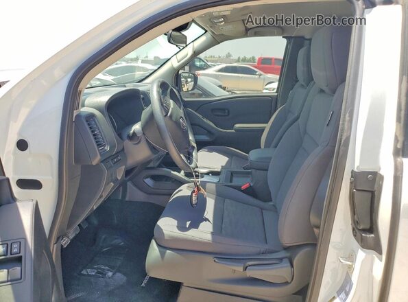 1N6ED1CM4RN673384 2024 NISSAN FRONTIER White Front interior view