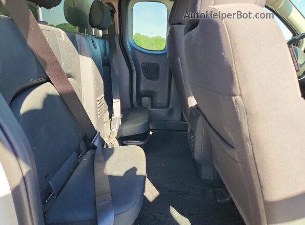 1N6ED1CM6RN640192 2024 NISSAN FRONTIER Белый Вид задних сидений