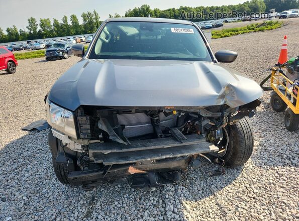 1N6ED1CM9RN649744 2024 NISSAN FRONTIER Gray Widok z przodu