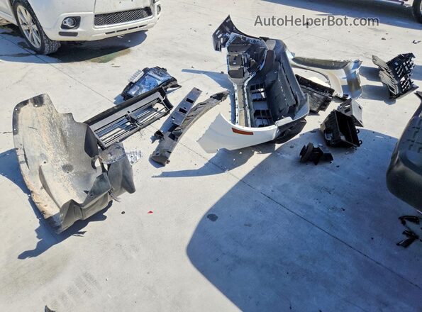 1N6ED1EJ2RN676979 2024 NISSAN FRONTIER Белый Вид подкапотного пространства