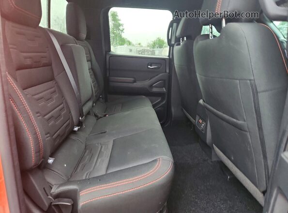 1N6ED1EK4SN649927 2025 NISSAN FRONTIER Orange Widok tylnych siedzeń