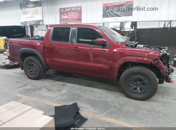 1N6ED1EKXSN607603 2025 NISSAN FRONTIER Red Widok wnętrza z tyłu