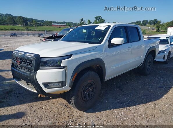 1N6ED1EKXTN632518 2026 NISSAN FRONTIER White Vista tres cuartos delantera izquierda