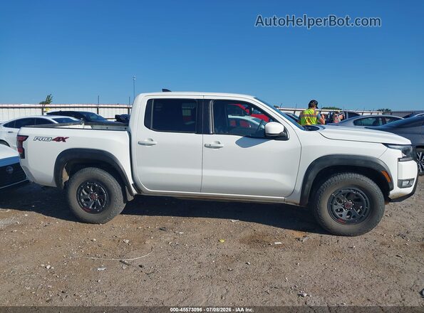 1N6ED1EKXTN632518 2026 NISSAN FRONTIER White Vista interior de 360 grados
