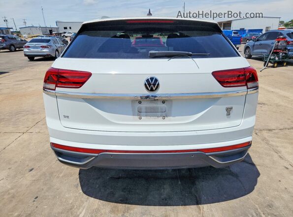 1V25C2CA0LC201315 2020 VOLKSWAGEN ATLAS White Rear view