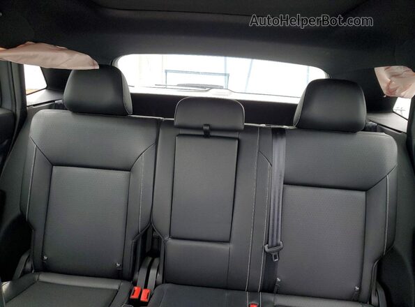 1V25C2CA9LC205265 2020 VOLKSWAGEN ATLAS Gray Widok tylnych siedzeń