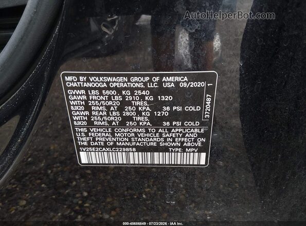 1V25E2CAXLC229858 2020 VOLKSWAGEN ATLAS Black Widok komory silnika