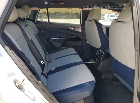 1V25MPE85RC013483 2024 VOLKSWAGEN ID.4 White Rear seats view
