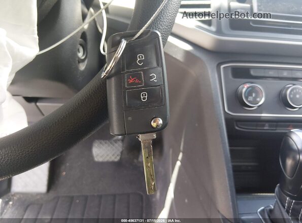 1V2AC2CA8MC235583 2021 VOLKSWAGEN ATLAS Черный Вид панели приборов
