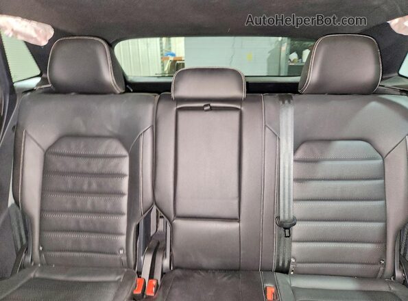 1V2AE2CA5RC204583 2024 VOLKSWAGEN ATLAS White Вид задніх сидінь