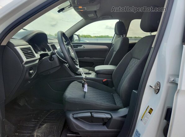 1V2AP2CA5KC562279 2019 VOLKSWAGEN ATLAS White Front interior view