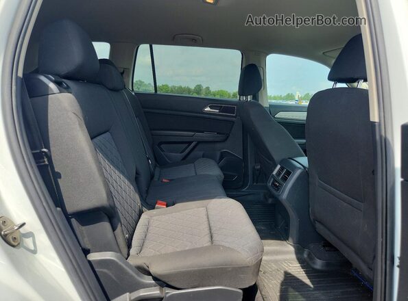 1V2AP2CA5KC562279 2019 VOLKSWAGEN ATLAS White Rear interior view