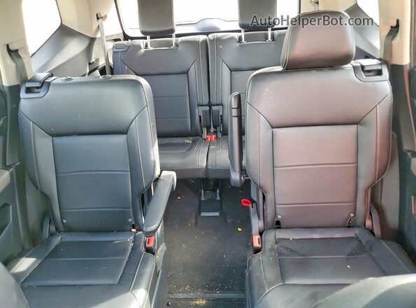 1V2AR2CA4NC505697 2022 VOLKSWAGEN ATLAS Green Հետևի նստատեղերի տեսք