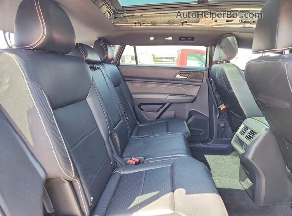 1V2BC2CA2NC213570 2022 VOLKSWAGEN ATLAS Gray Widok wnętrza z tyłu