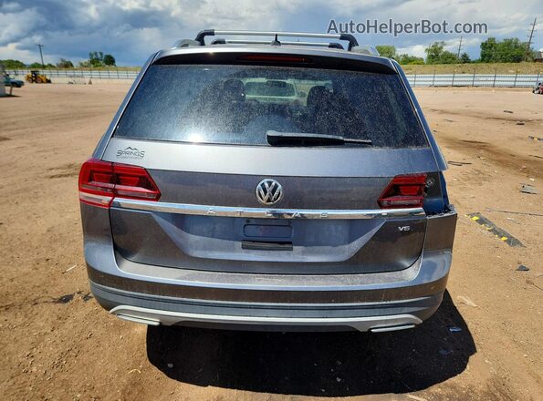 1V2BR2CA2JC510248 2018 VOLKSWAGEN ATLAS Silver Widok z tyłu