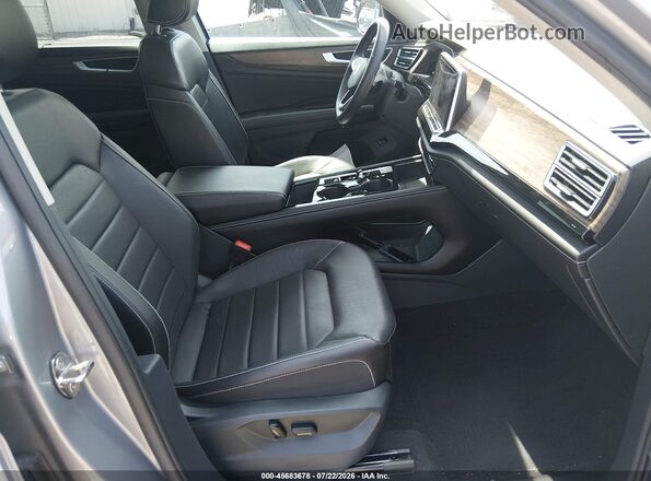 1V2BR2CA4RC512837 2024 VOLKSWAGEN ATLAS Gray Front interior view