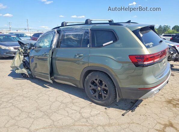 1V2CR2CA2RC546182 2024 VOLKSWAGEN ATLAS Зеленый Задняя левая четверть