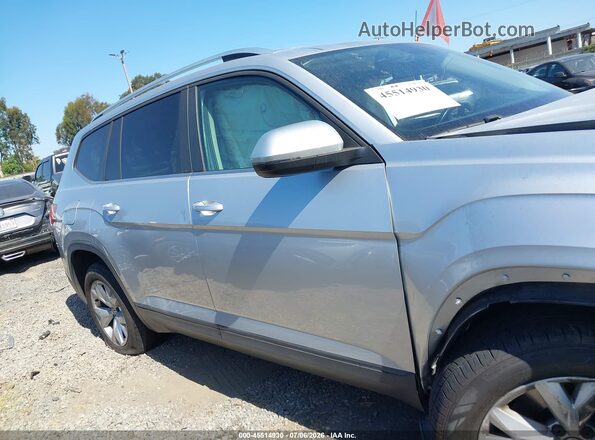 1V2CR2CA3JC505385 2018 VOLKSWAGEN ATLAS Серебряный Вид задней части салона