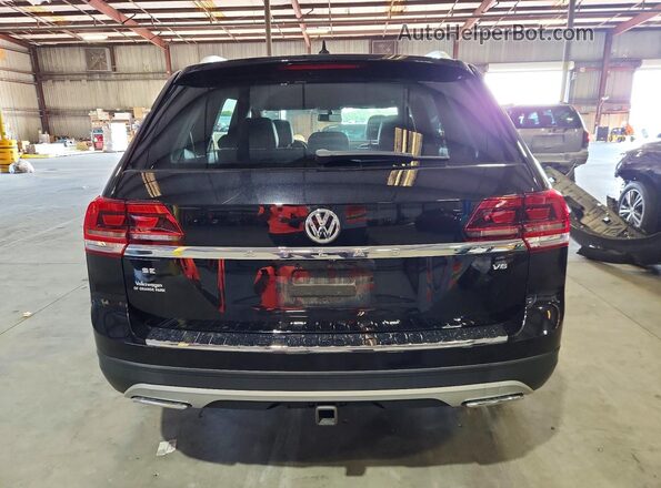 1V2CR2CA3JC580717 2018 VOLKSWAGEN ATLAS Black Vista trasera