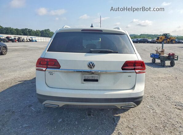 1V2CR2CA6JC562065 2018 VOLKSWAGEN ATLAS White Vista trasera