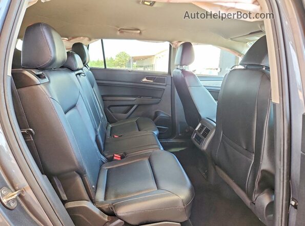 1V2CR2CA8JC571849 2018 VOLKSWAGEN ATLAS Gray Սալոնի հետևի տեսք