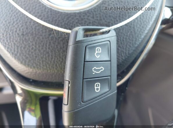 1V2CR2CAXJC545429 2018 VOLKSWAGEN ATLAS Желтый Вид панели приборов