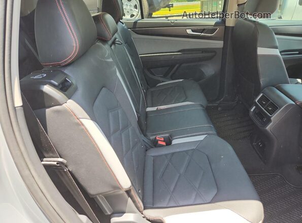 1V2CR2CAXSC513999 2025 VOLKSWAGEN ATLAS Gray Вид задньої частини салону