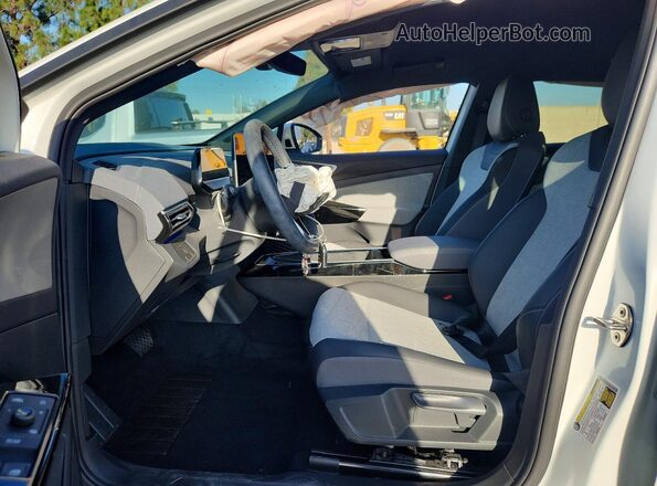 1V2CRPE8XSC015695 2025 VOLKSWAGEN ID.4 Белый Вид салона спереди