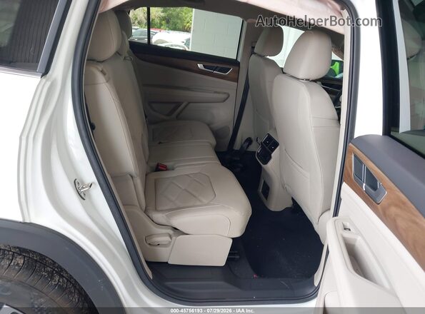 1V2DN2CA8TC561924 2026 VOLKSWAGEN ATLAS White Вид наклейки з VIN-кодом