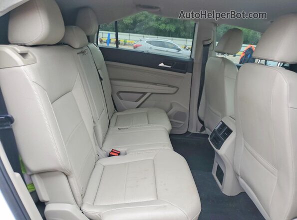 1V2DP2CA2NC532884 2022 VOLKSWAGEN ATLAS White Вид задньої частини салону