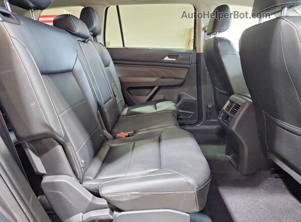 1V2DP2CA3NC527435 2022 VOLKSWAGEN ATLAS Silver უკანა სალონის ხედი