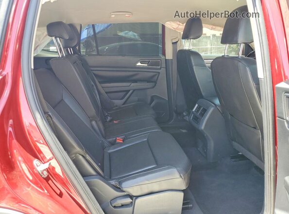 1V2DP2CA7JC591942 2018 VOLKSWAGEN ATLAS Red Vista de los asientos traseros