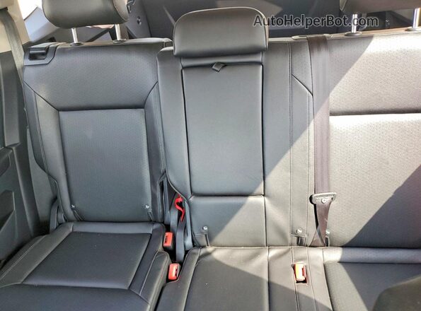 1V2DR2CA0JC537554 2018 VOLKSWAGEN ATLAS Gray Widok tylnych siedzeń