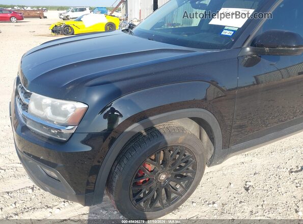 1V2DR2CA0JC537859 2018 VOLKSWAGEN ATLAS Black Widok z przodu