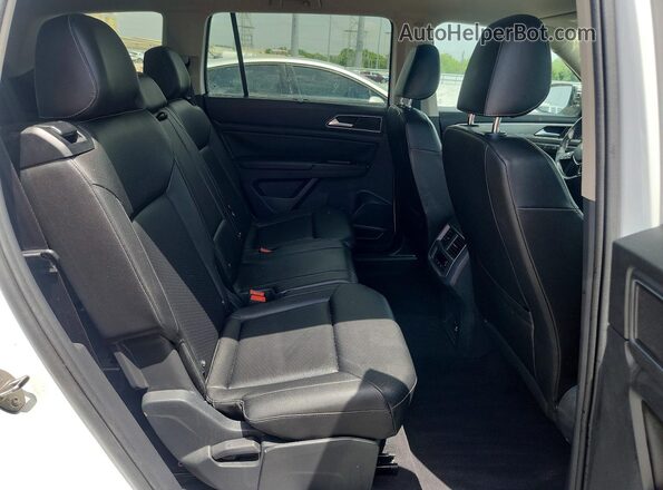 1V2DR2CA3KC533600 2019 VOLKSWAGEN ATLAS White Rear seats view
