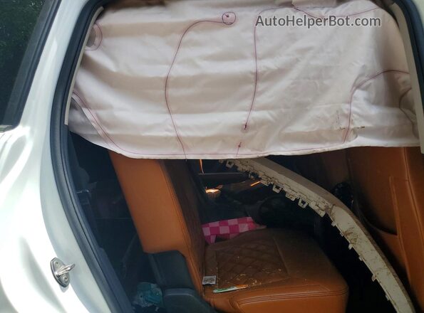1V2DR2CA4KC579114 2019 VOLKSWAGEN ATLAS Белый Вид задних сидений