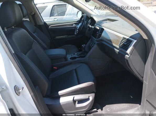 1V2DR2CA5JC587544 2018 VOLKSWAGEN ATLAS White Vista interior delantera